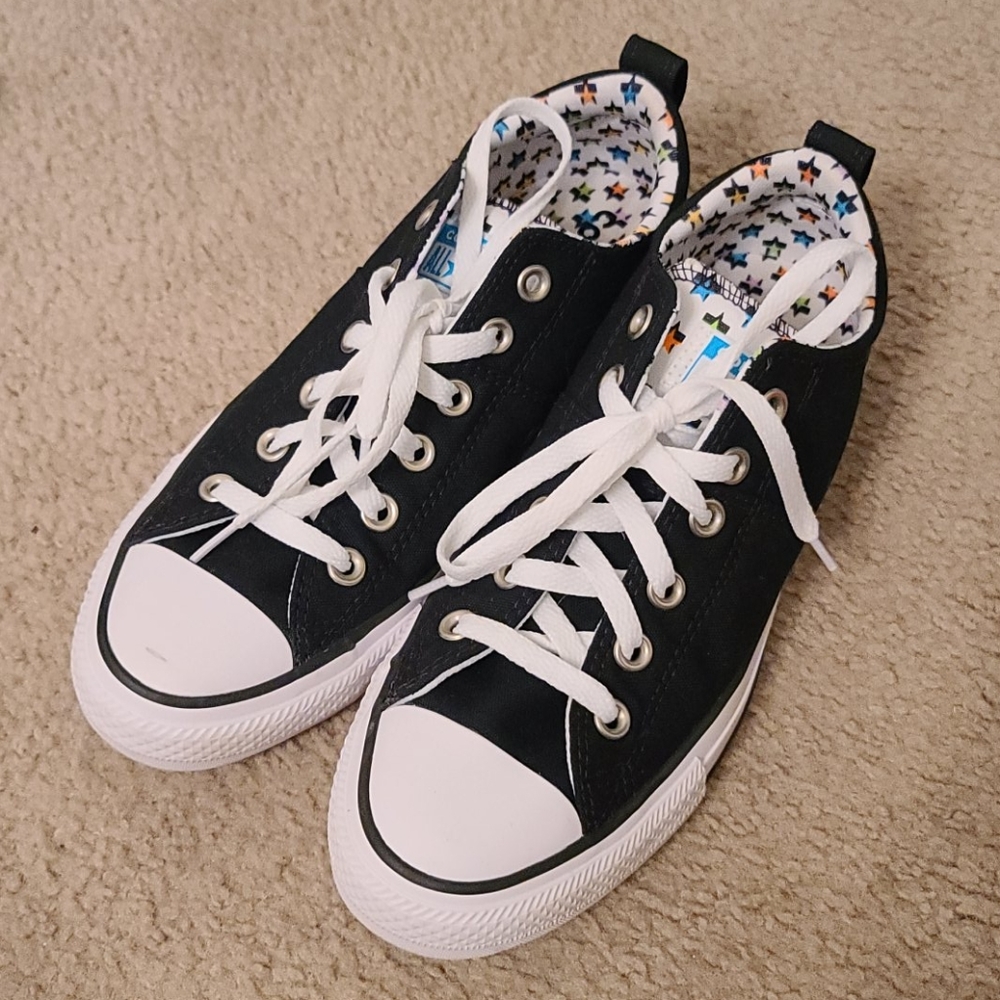 Converse.....Black and White w/ Stars